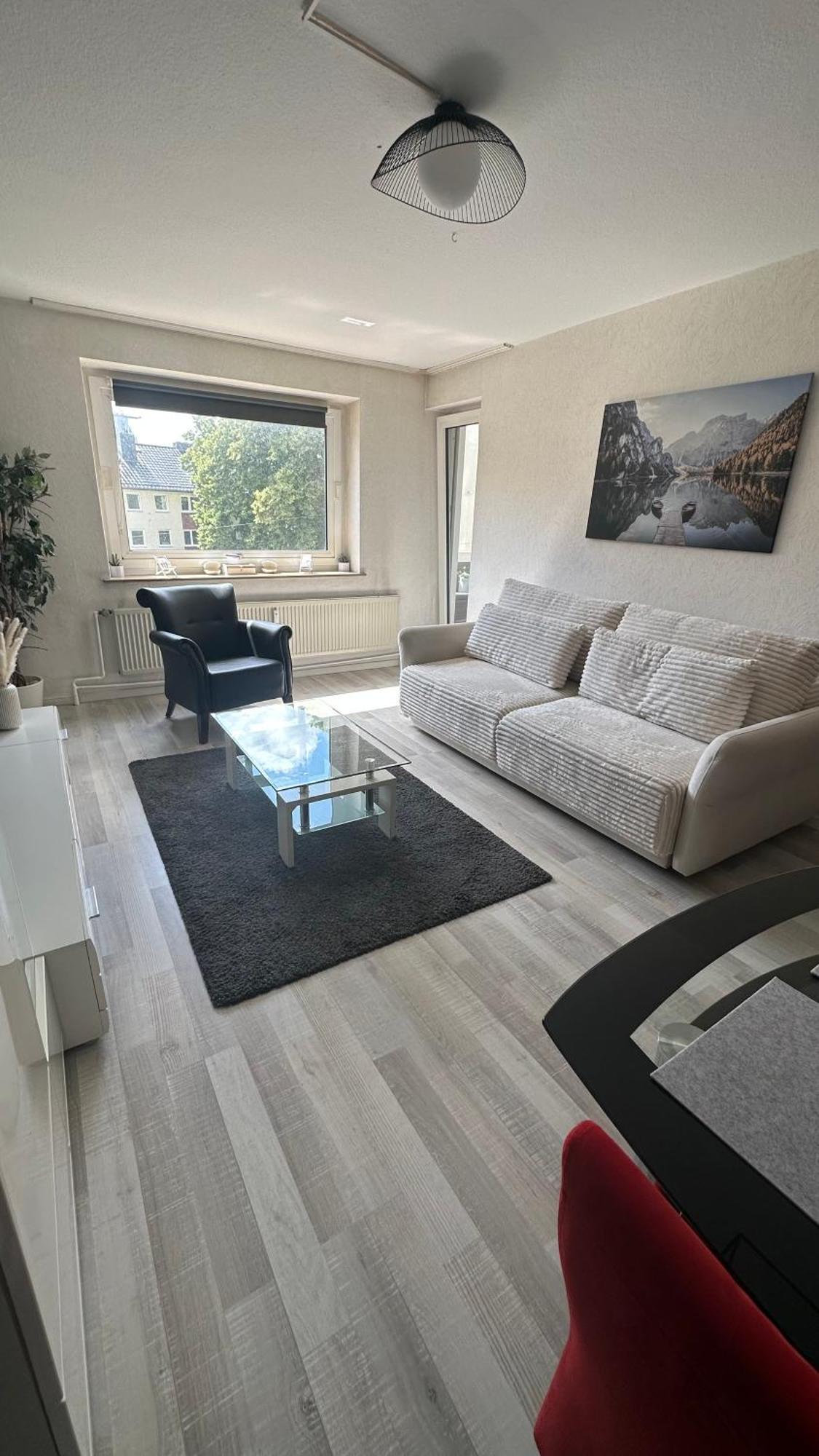 Fewo Am Deich 1 Zentral Mit Stadtblick Und Kontaktloser Check In Bremerhaven Luaran gambar