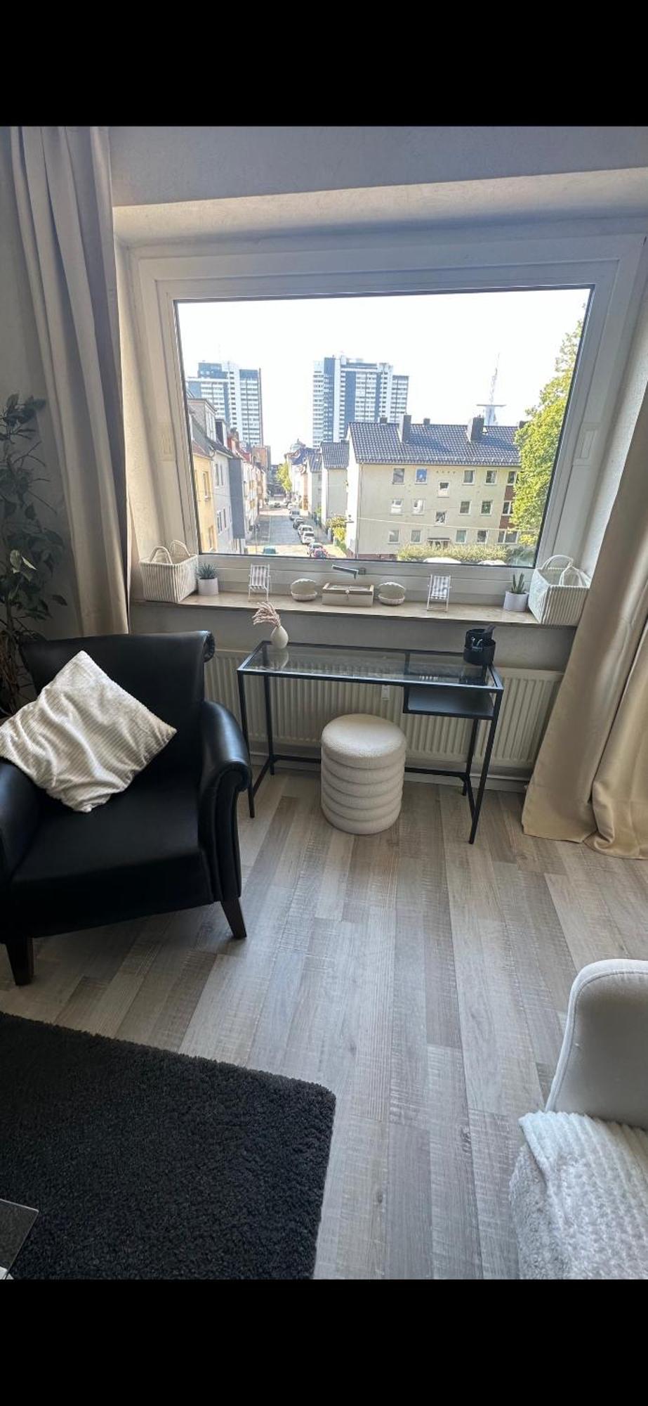 Fewo Am Deich 1 Zentral Mit Stadtblick Und Kontaktloser Check In Bremerhaven Luaran gambar