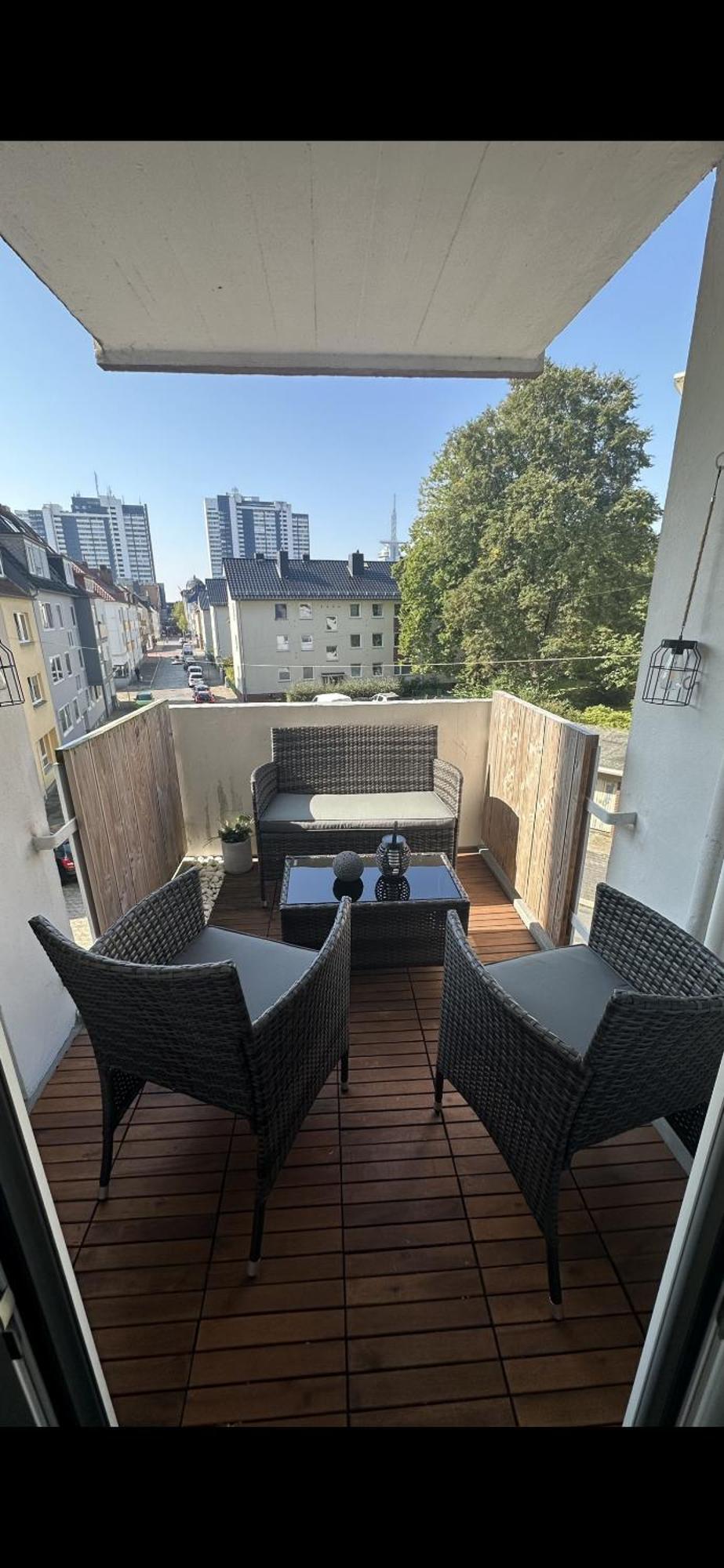 Fewo Am Deich 1 Zentral Mit Stadtblick Und Kontaktloser Check In Bremerhaven Luaran gambar
