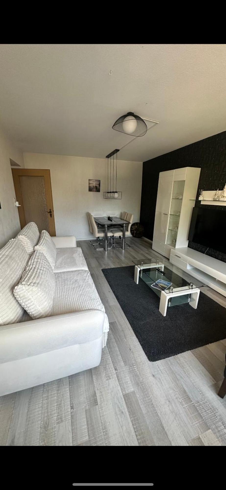 Fewo Am Deich 1 Zentral Mit Stadtblick Und Kontaktloser Check In Bremerhaven Luaran gambar